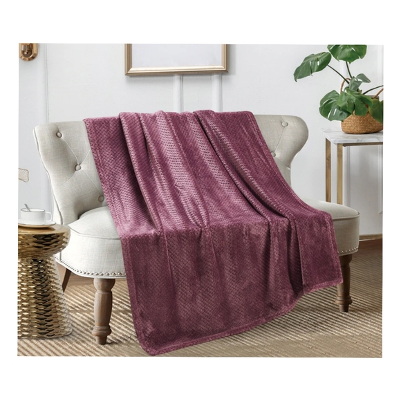 Thesis Home NWT Classic Textured Fleece Throw Blanket in Plum - Picture 5 of 7